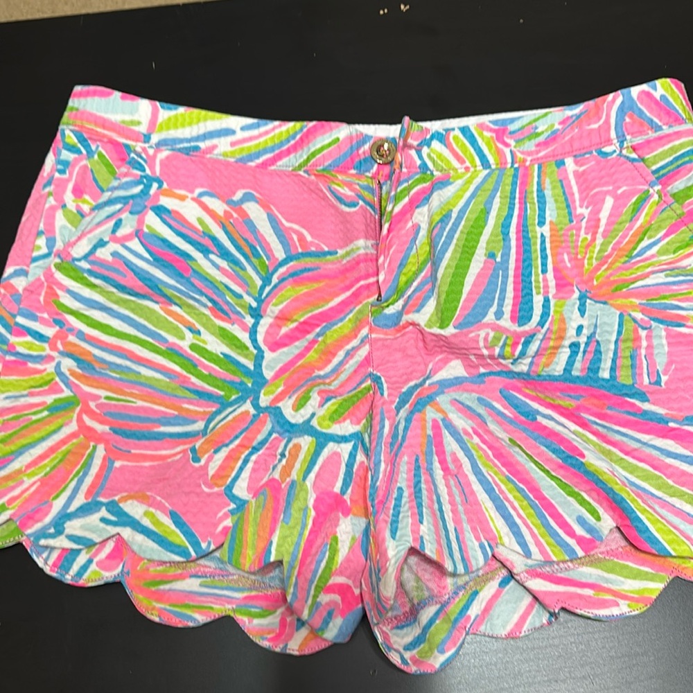 Lilly Pulitzer Pink and Green Patterned Women Shorts